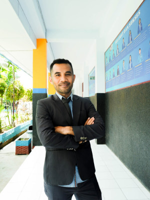 Saverius Gonsalen, S.Pd. Gr